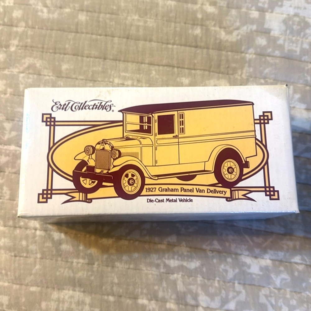 Ertl Collectibles 1927 Graham Panel Van Delivery Die Cast  mint condition